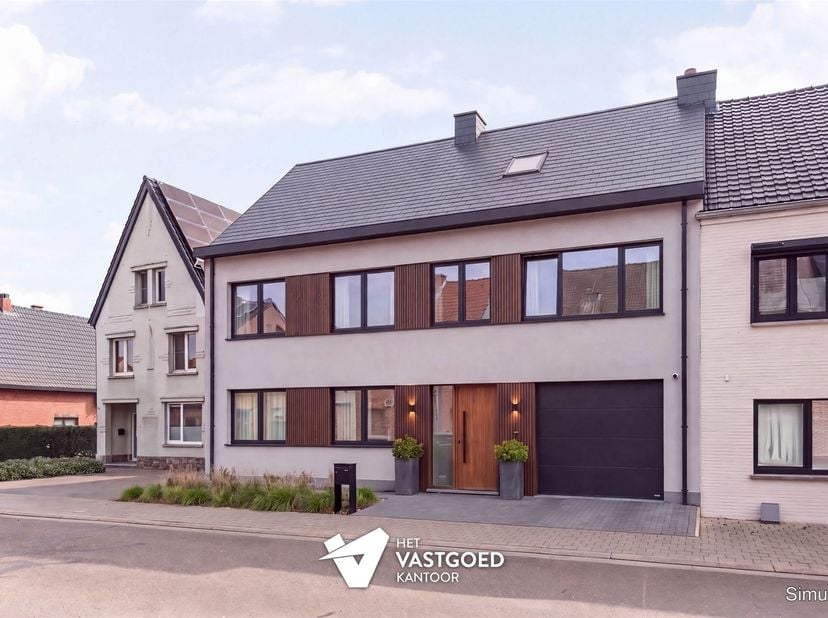 Bedrijfsvastgoed te koop in Molenstraat 38,
                    2490 Balen