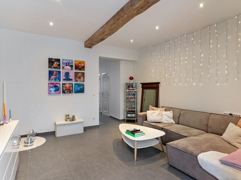 Luxueus gerenoveerde rijwoning met zuidgerichte tuin en garage in Zichem<br />
In het gezellige Zichem, deelgemeente van Scherpenheuvel, bevindt zich