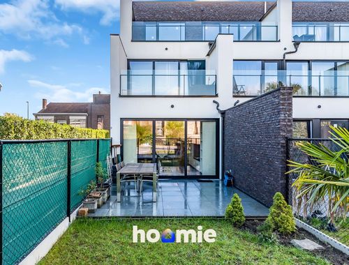                                         Gelijkvloers app. te koop in Eisden, € 299.000
