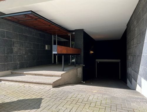                                         Kelder garage te huur in Elsene, € 130
