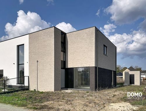                                         Maison à vendre à Mechelen-aan-de-Maas, € 365.000
