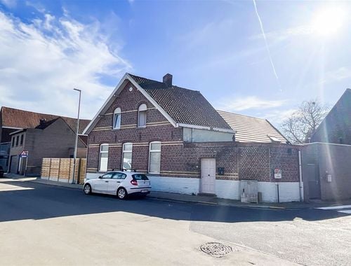                                         Maison à vendre à Wevelgem, € 210.000
