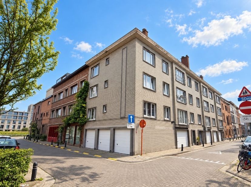 Appartement te huur in Warandestraat 24,
                    9000 Gent