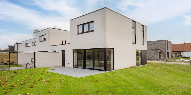 Huis te huur in Zuster Remigiastraat 16, 8540 Deerlijk