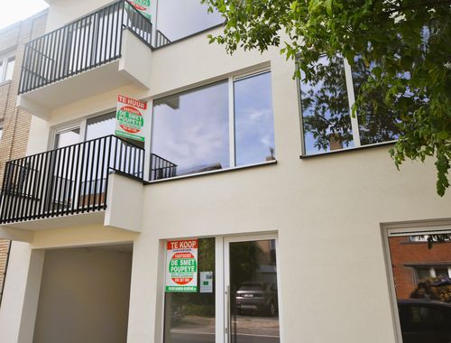                                         Appartement à louer à Sint-Andries, € 980
