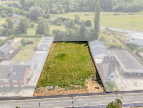                                         Bouwgrond te koop in Pamel, € 195.000
