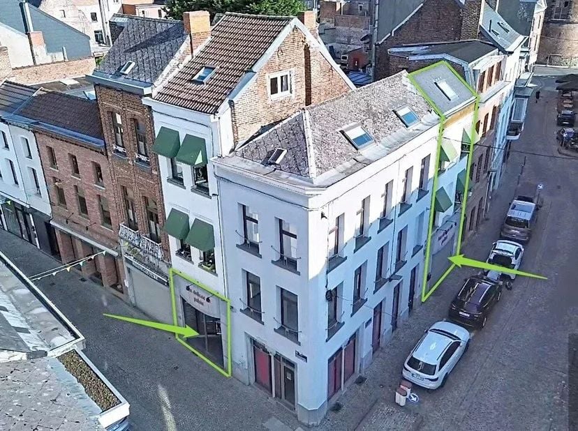 Bedrijfsvastgoed te koop
                    in 7130 Binche
