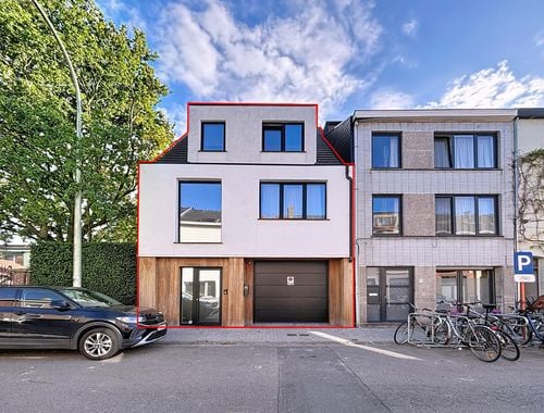                                         Maison à vendre à Sint-Amandsberg, € 755.000
