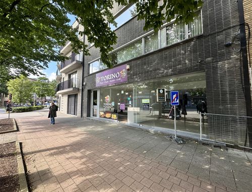                                         Handelszaak te huur in Brasschaat, € 2.250
