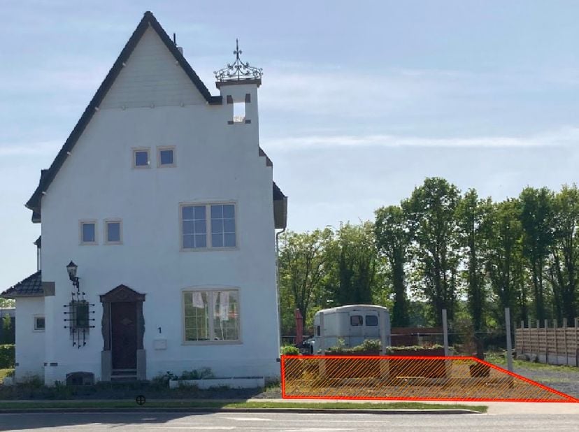 Huis te koop in Kerkstraat 1,
                    3630 Opgrimbie