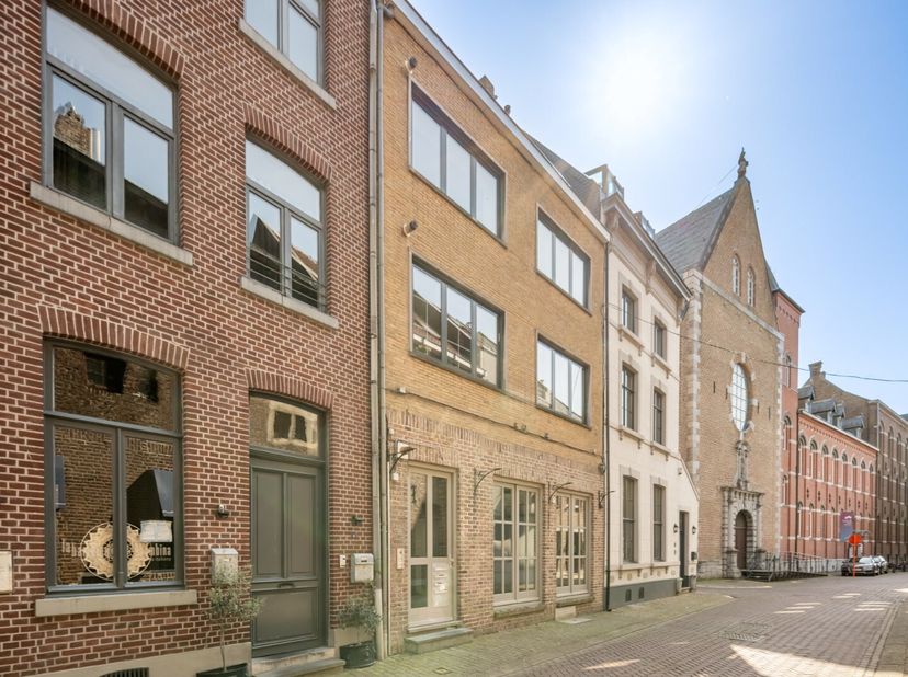 Appartement à vendre
                    à 3680 Maaseik
