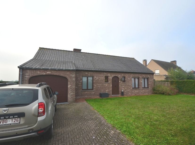 Maison à louer à Sint-Margrietestraat 45,
                    9981 Sint-Margriete