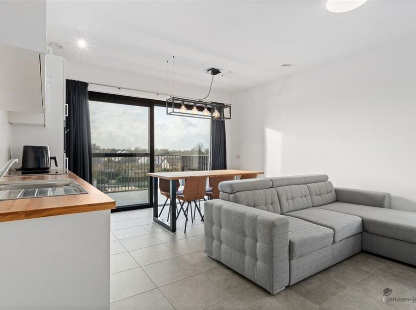 Appartement BEN (presque neutre sur le plan énergétique avec l'étiquette A) entièrement terminé et à haut rendement énergétique, avec terrasse ensolei