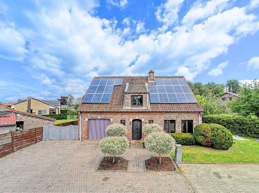 Huis te koop in Broekstraat 70,
                    3294 Molenstede