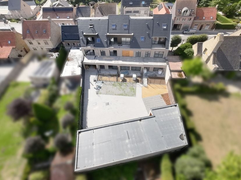 Residentie&amp;nbsp;'Jagershof', verwijzend naar de vroegere Feestzaal gelegen langs de Woumenweg (invalsweg Ieper-Diksmuide), is een unicum voor Diksmuid