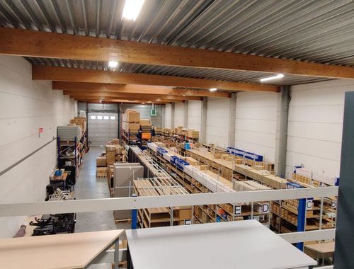                                         Bâtiment d’entreprise à louer à Kontich, € 4.450
