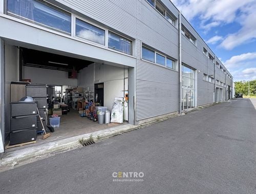                             Magazijn zonder bureel te huur in Brugge
