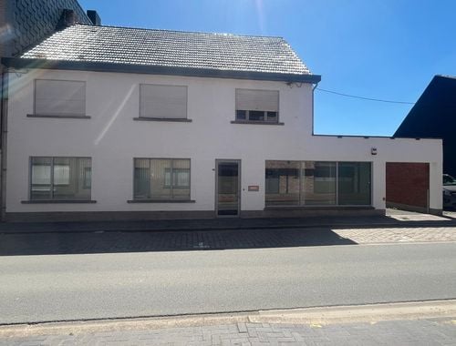                                         Rez-de-chaussée commercial à louer à Houthulst, € 795
