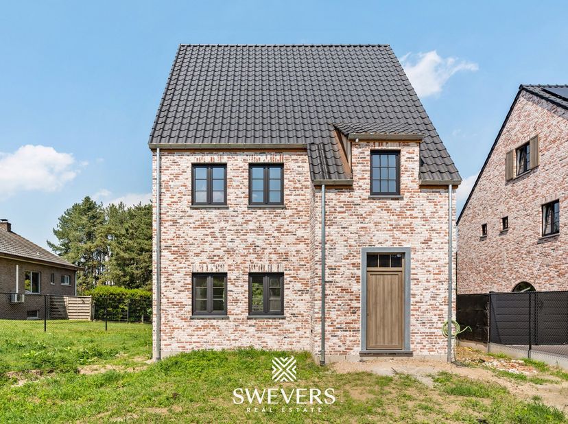 Voor uitgebreide info, surf naar www.SWEVERS.be! – Zeer energiezuinig, uiterst stijlvol, landelijke uitstraling én een absolute toplocatie. Wie hier p