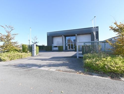                                         Bien professionnel à vendre à Ingelmunster, € 1.250.000
