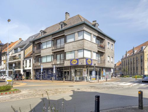                                         Appartementsgebouw te koop in Veurne, € 1.570.000
