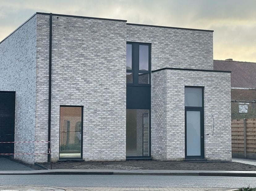 Maison à vendre
                    à 8200 Sint-Michiels