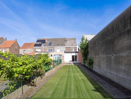                                         Woning te huur in Sint-Andries, € 1.195
