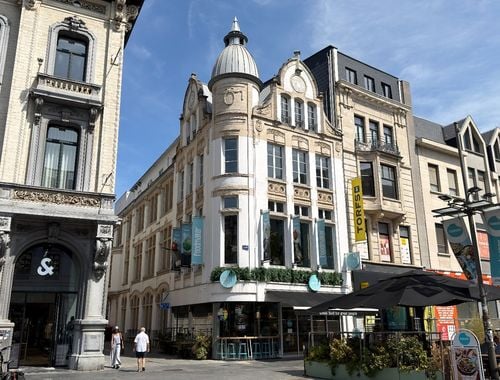                                         Kantoor te huur in Antwerpen, € 4.850
