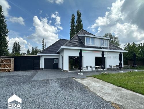                                         Handelspand met woonst te koop in Moorsele, € 400.000
