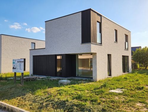                                         Villa te koop in Bavegem, € 508.500
