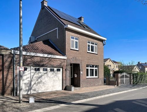                                         Maison à louer à Maaseik, € 1.600
