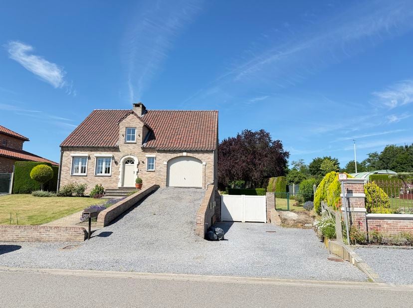 Maison à louer
                    à 3570 Alken