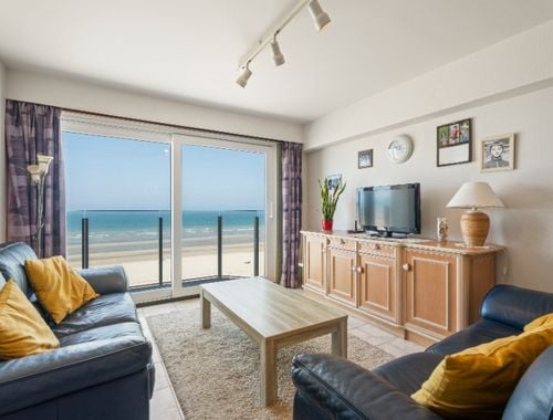                                         Appartement te koop in De Panne, € 375.000
