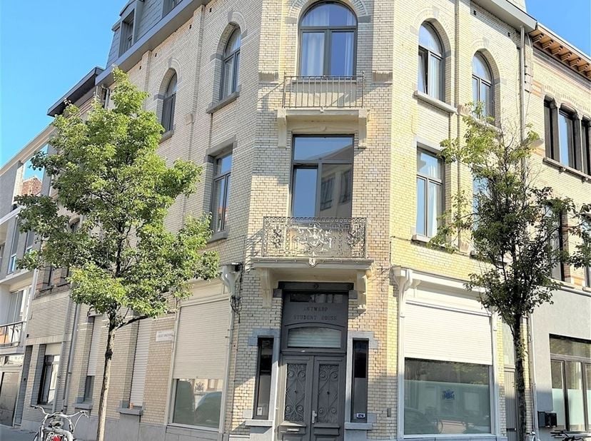 UNIQUEMENT POUR LES ÉTUDIANTS - UNIQUEMENT POUR LES ÉTUDIANTS (pour visionner, appelez le +32 384 14 14)<br />
<br />
Cette chambre d'étudiant est s