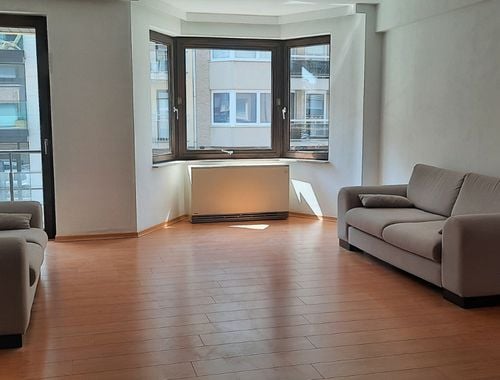                                         Appartement te huur in Knokke, € 1.000
