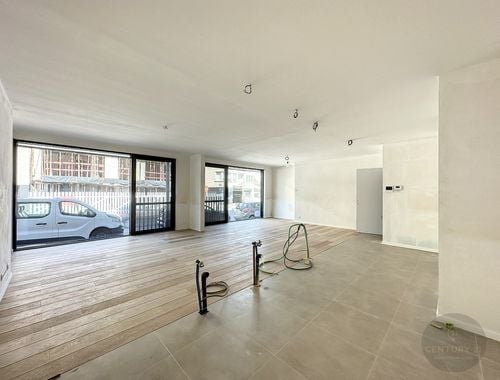                                         Gelijkvloers app. te koop in Knokke, € 999.950
