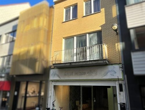                                         Handelspand met woonst te koop in Blankenberge, € 285.000
