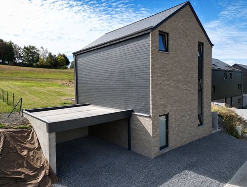                                         Maison unifamiliale à vendre à Longlier, € 370.000
