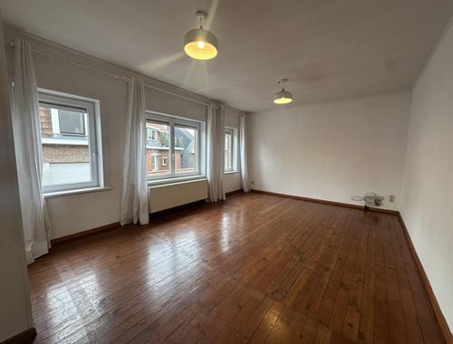                                         Appartement à louer à Izegem, € 700
