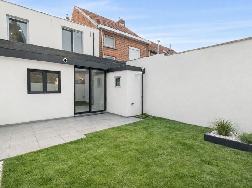 Huis te koop in Collegestraat 32,
                    9900 Eeklo