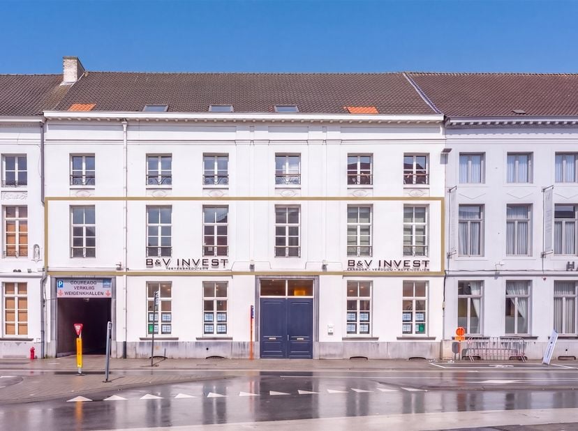 Appartement à louer
                    à 9300 Aalst