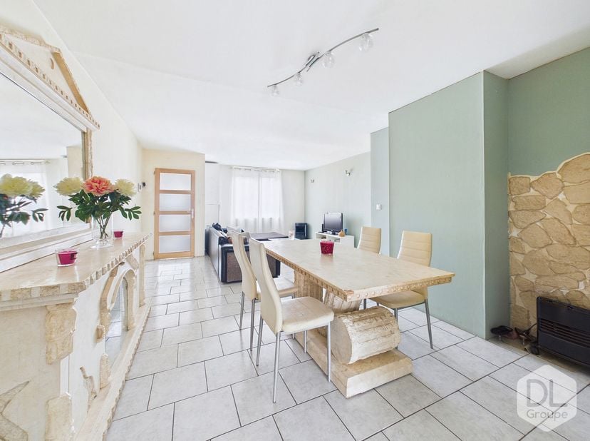 Huis te koop
                    in 7700 Moeskroen