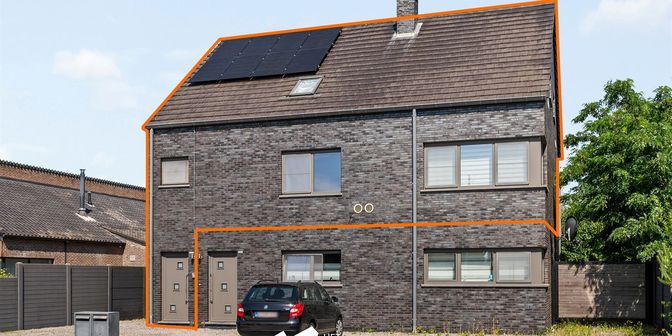 Appartement te koop in Lommelsesteenweg 188 bus 2, 3970 Leopoldsburg