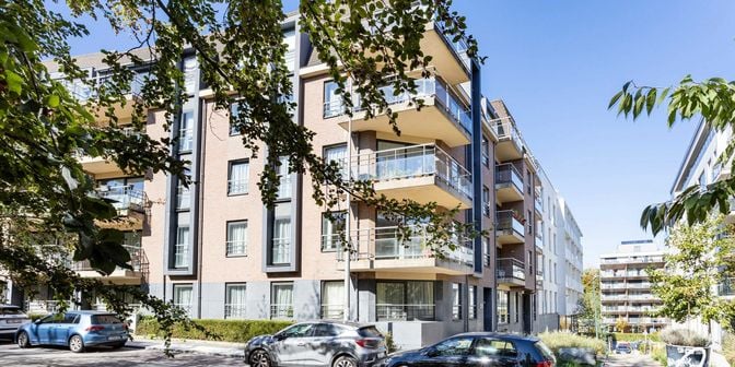 Appartement te koop in Calabriëlaan 25b, 1200 Sint-Lambrechts-Woluwe