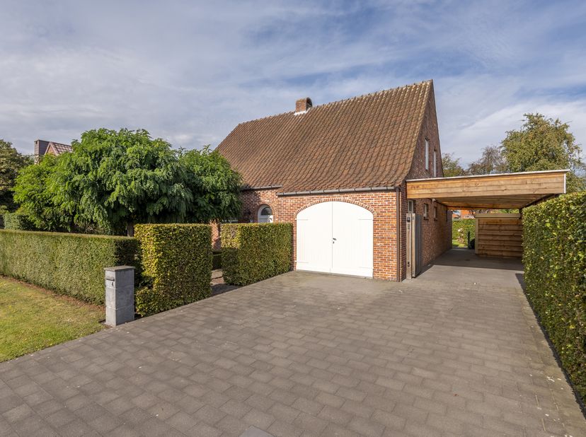 Huis te koop in Den Outer 4,
                    2330 Merksplas