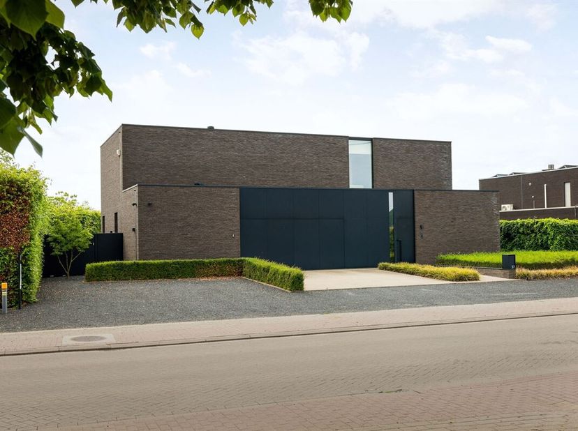 Maison à vendre
                    à 3800 Zepperen