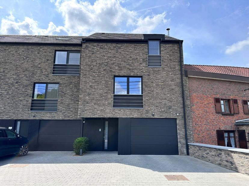 Huis te huur in Dokter J. Goffinstraat 10 bus A,
                    3798 's-Gravenvoeren