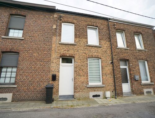                                         Maison à vendre à Auvelais, € 179.000
