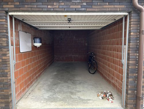                                         Box à vendre à Brugge, € 44.500
