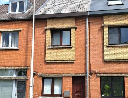                                         Maison deux facades à vendre à Zottegem, € 169.000
